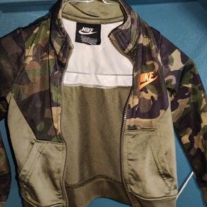 Kids lightweight camouflage Nike jacket